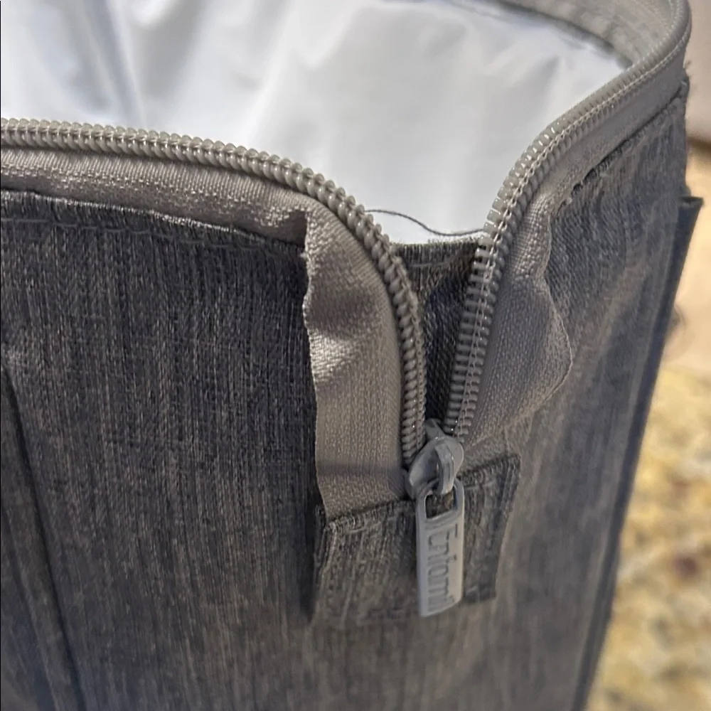 Gray small baby diaper Bag with packets compartments - Picture 3 of 8